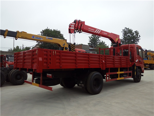 東風(fēng)單橋三一7噸隨車吊 東風(fēng)單橋三一7噸隨車吊