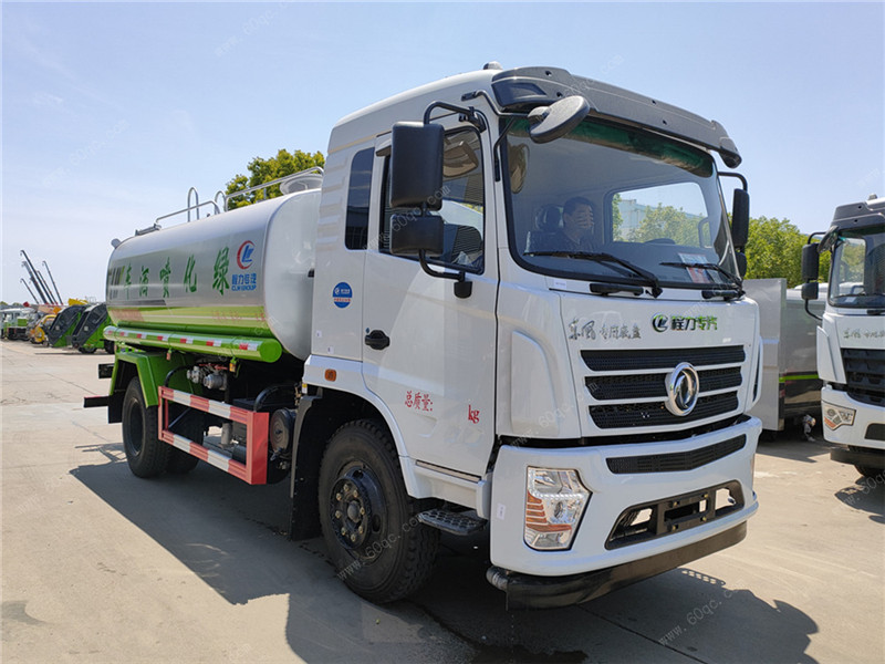 東風(fēng)D3S灑水車,在程力汽車訂購1臺東風(fēng)D3S灑水車