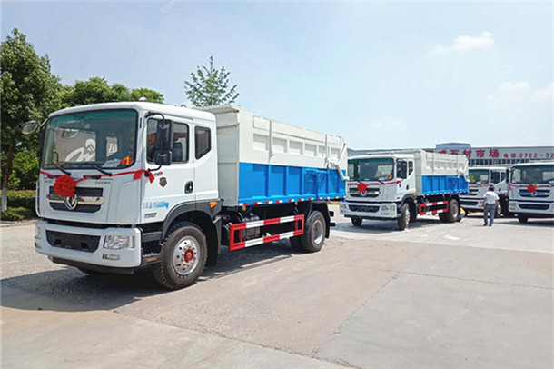 東風(fēng)多利卡D9對接式垃圾車