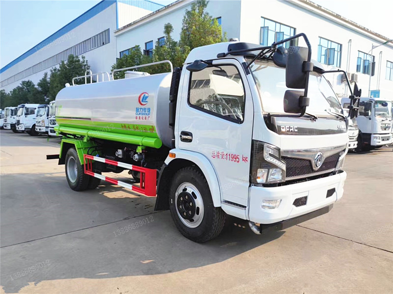 東風(fēng)福瑞卡F7灑水車