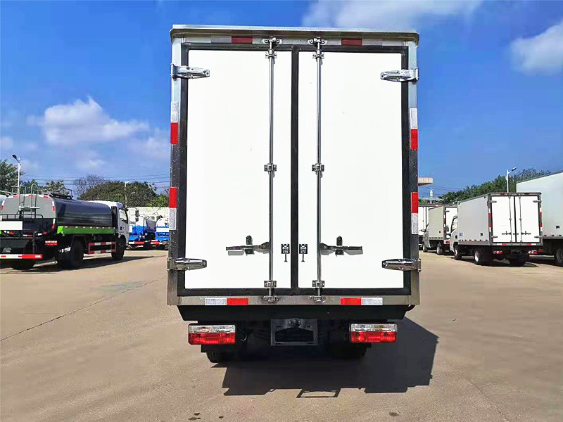 東風(fēng)途逸國(guó)六冷藏車