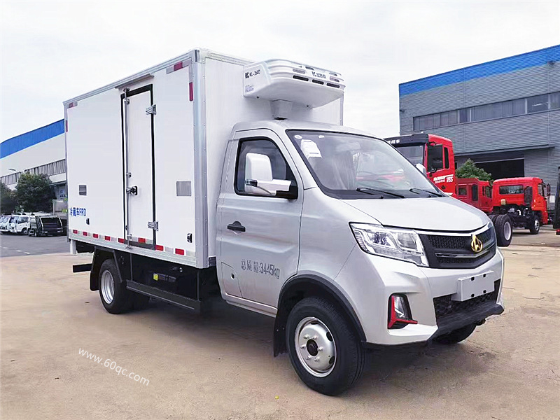 長安跨越X3后雙輪冷藏車